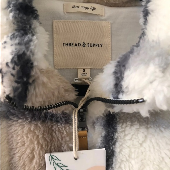 Thread & Supply Sherpa Wubby jacket S - Picture 3 of 9